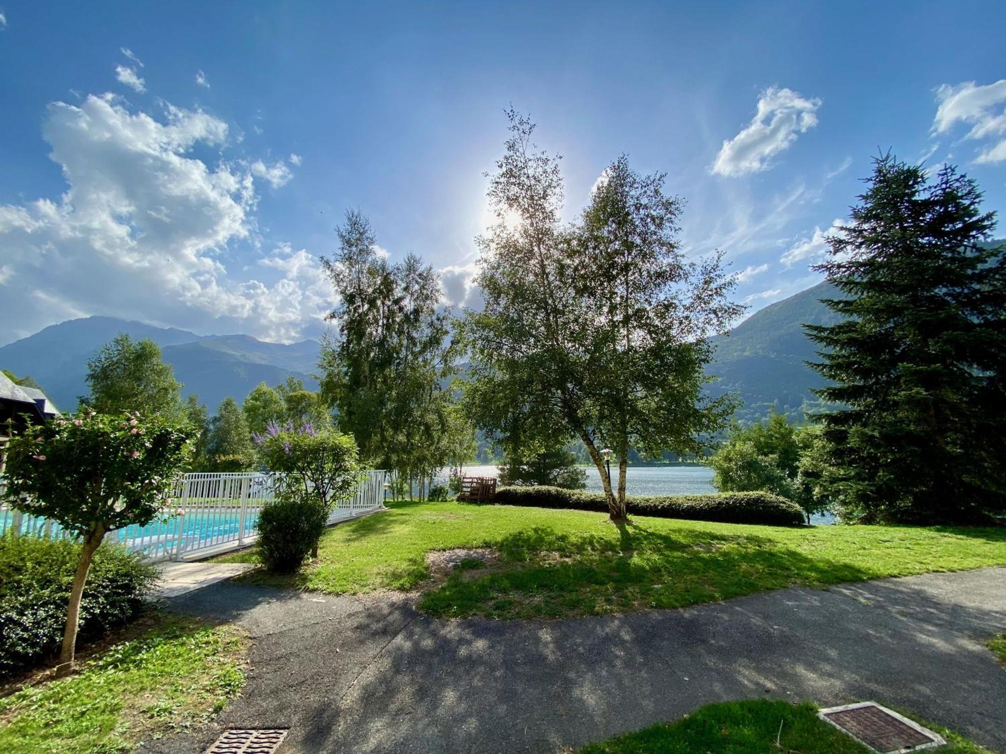 Charmant Logement De Plein Pied Avec Piscine 2* Loudenvielle Exterior photo